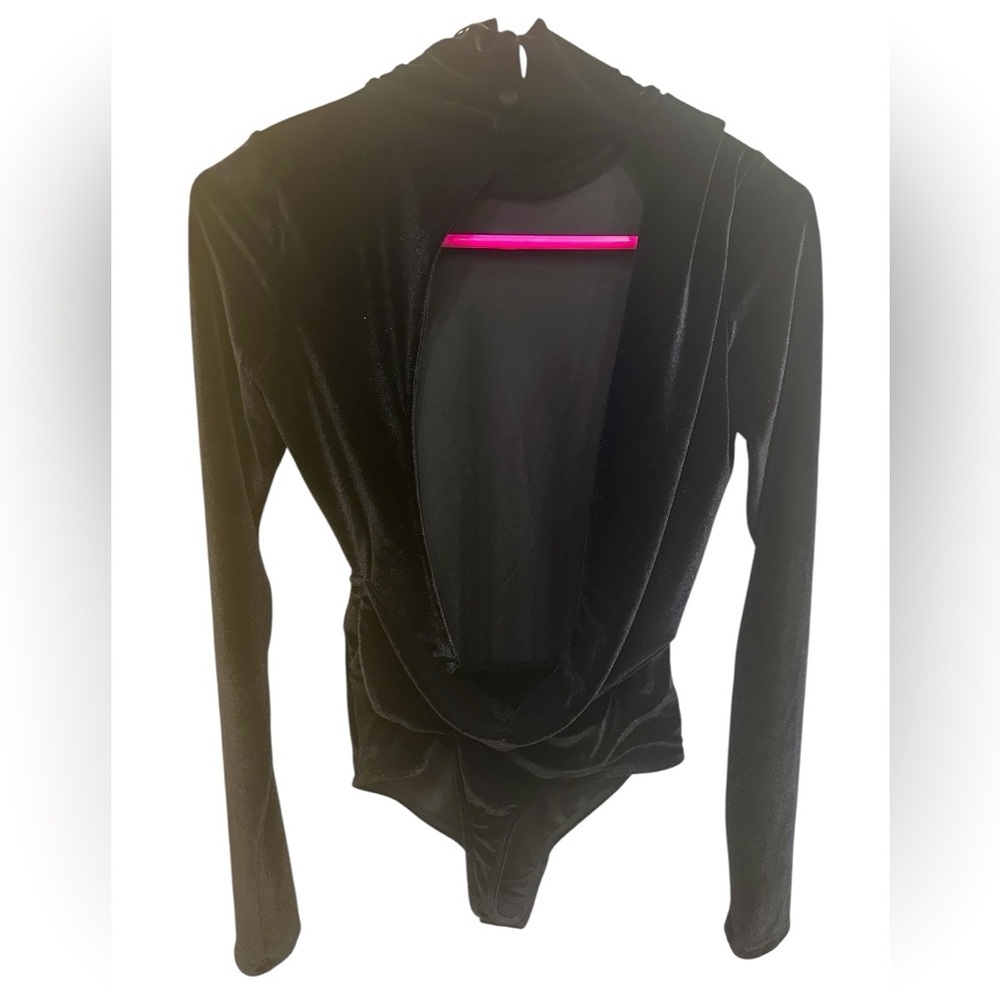 ALIX Black Velvet Mock Neck Cutout Long Sleeve Bodysuit Size Small
